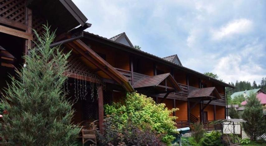 Central Courtyard Slavske Exterior foto